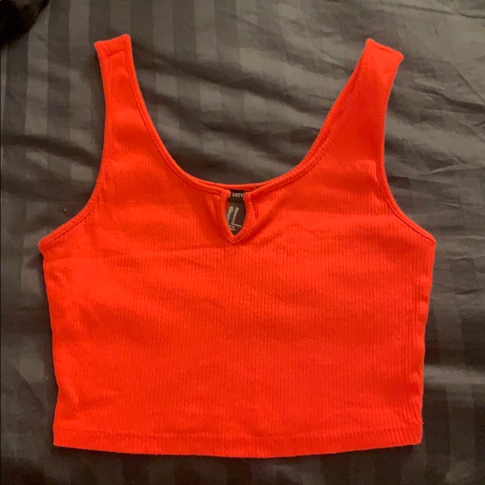 Notched Crop Tank